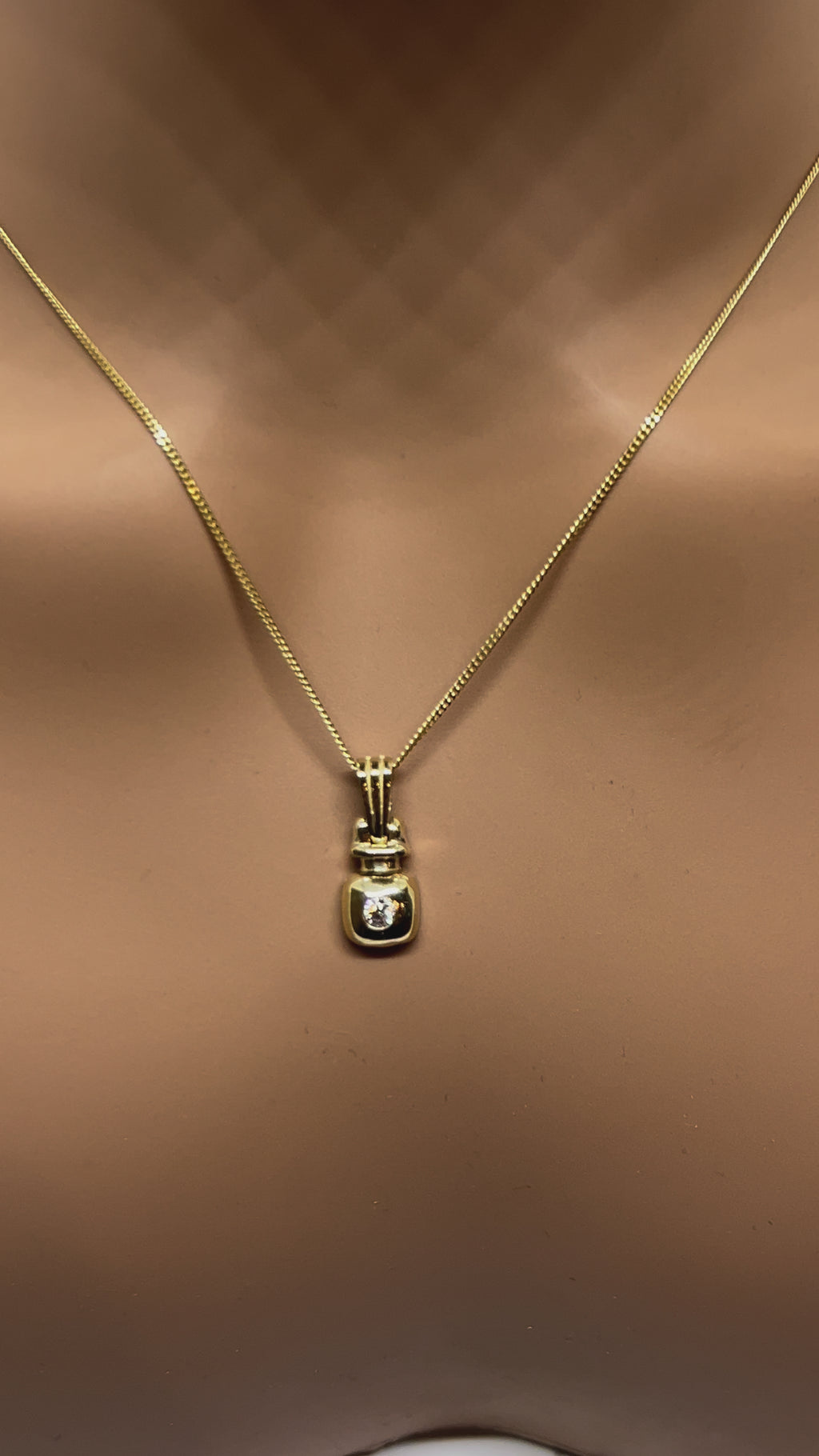 10k Gold Fine Necklace with square pendant