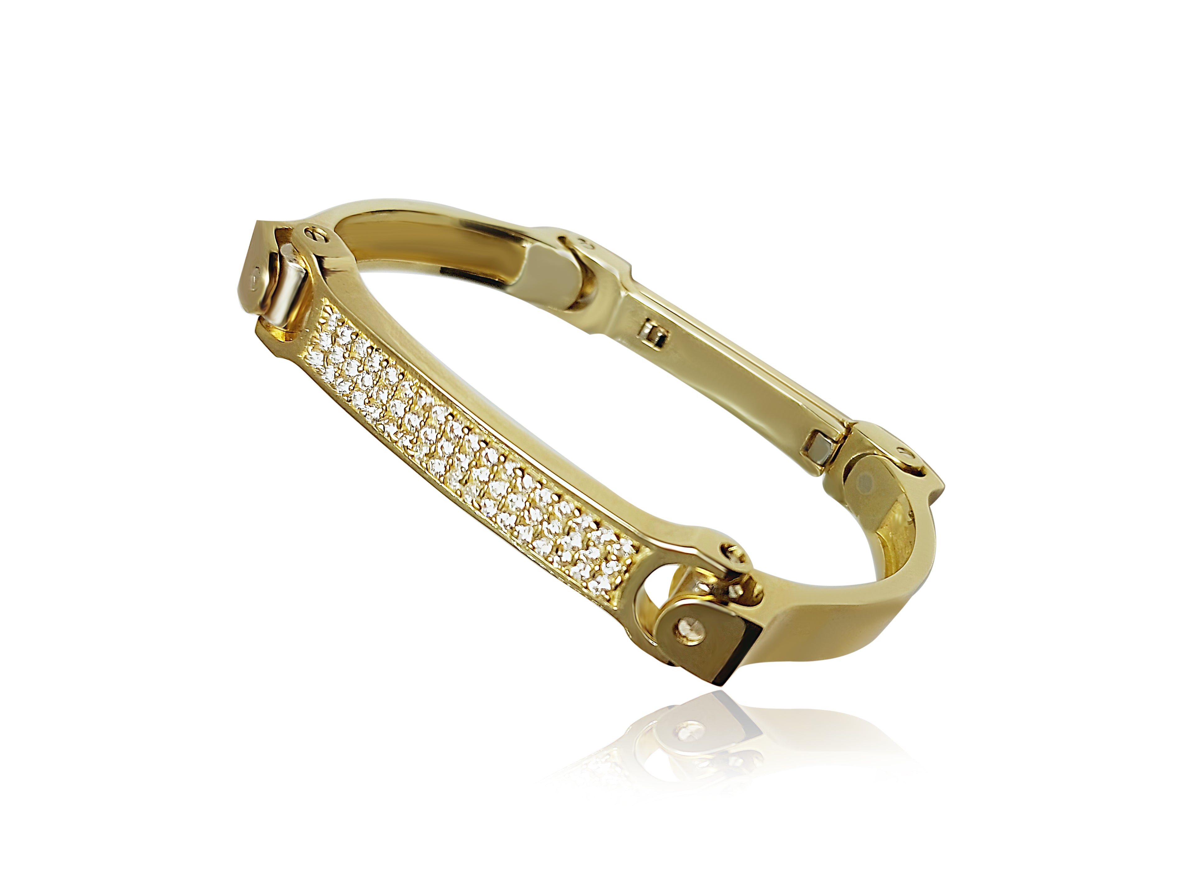 Front-facing titled 10k gold bangle bracelet