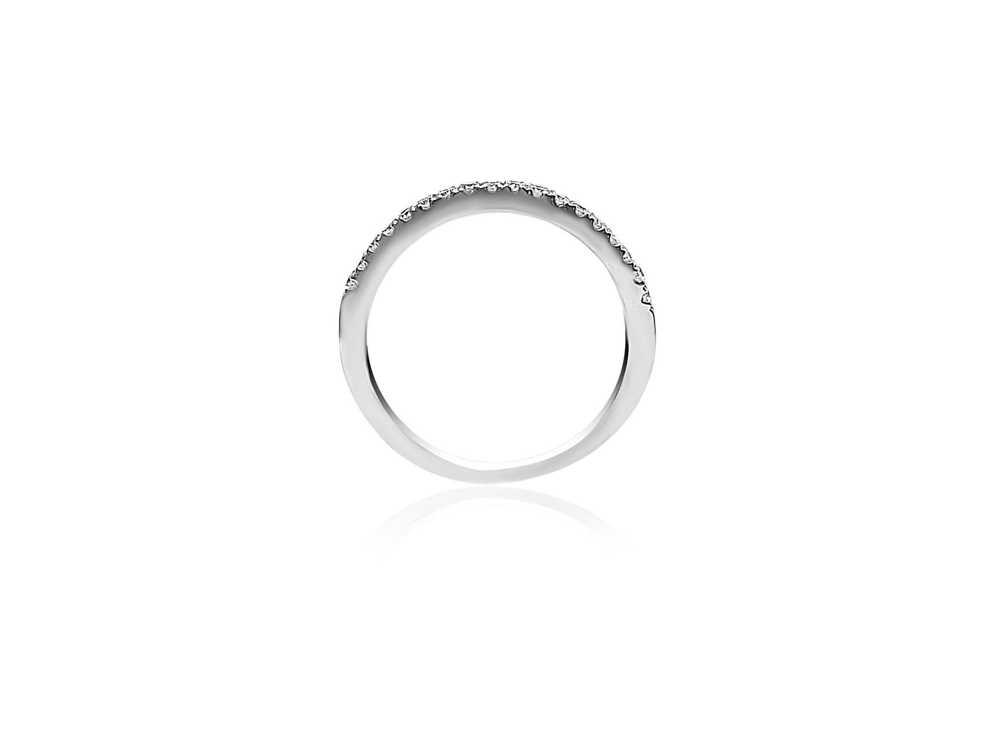 Pavé Wedding Ring with 18 Round cut Diamond