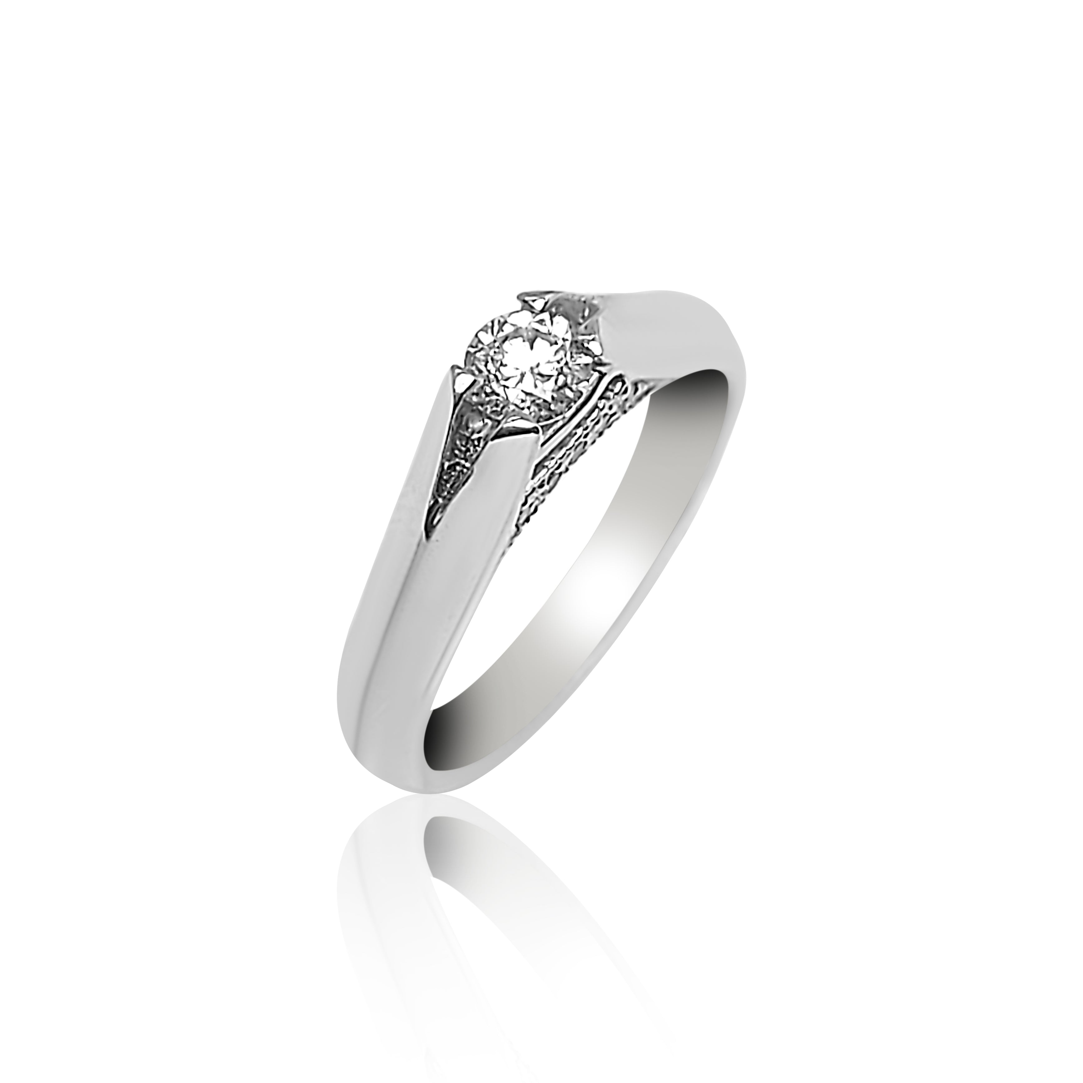 Bague de fiançailles en or blanc et diamant