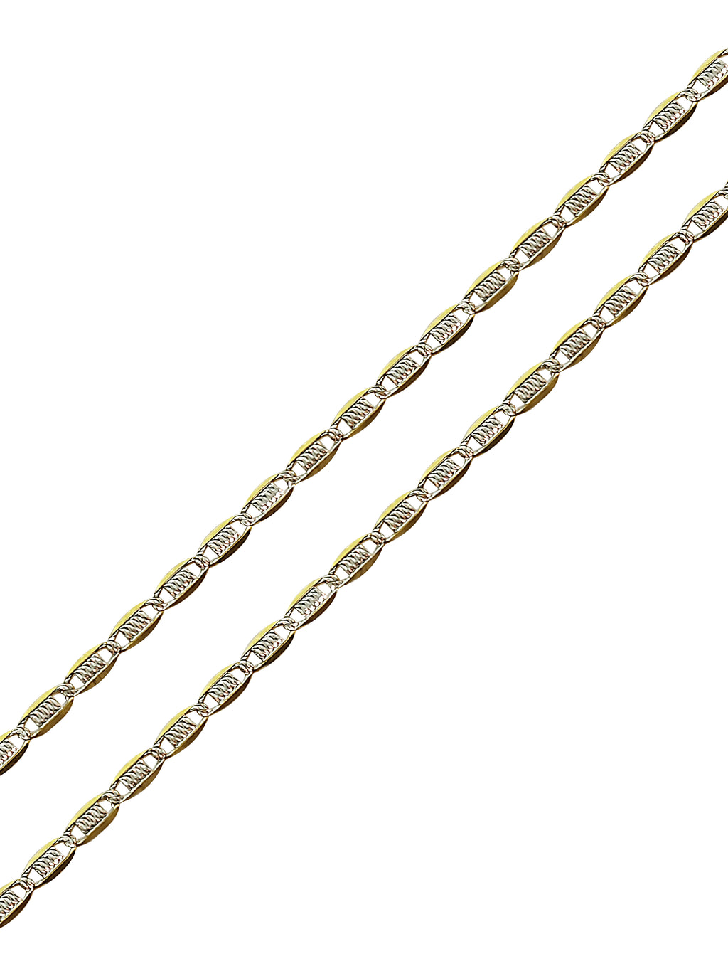 Close-up of the intricate chain links