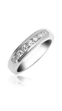 Bague de fiançailles avec sept diamants brillants ronds sertis clos