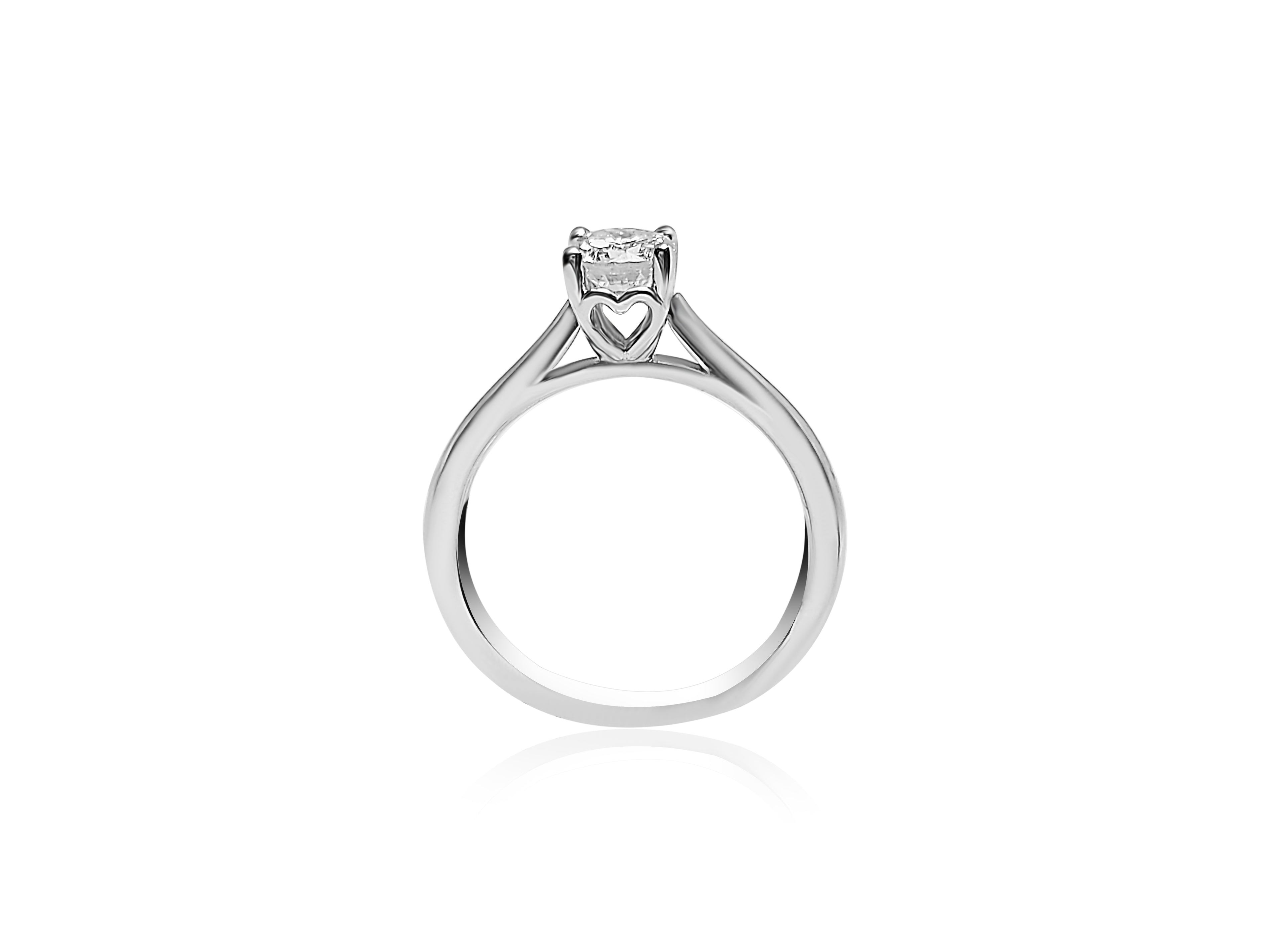 Solitaire Engagement Ring with 0.62ct Round cut Diamond