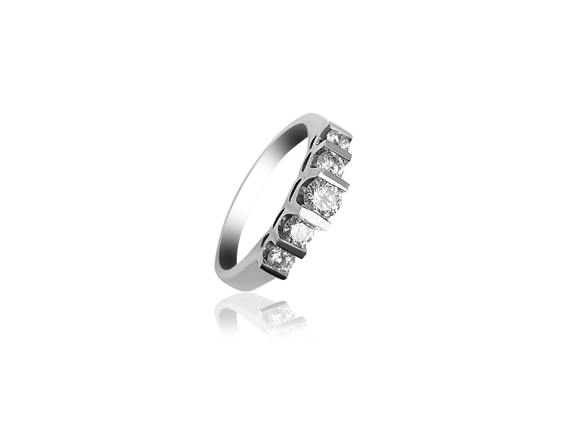 14k White Gold Wedding Ring, center diamond 0.17ct diamond, side diamonds 0.33ct