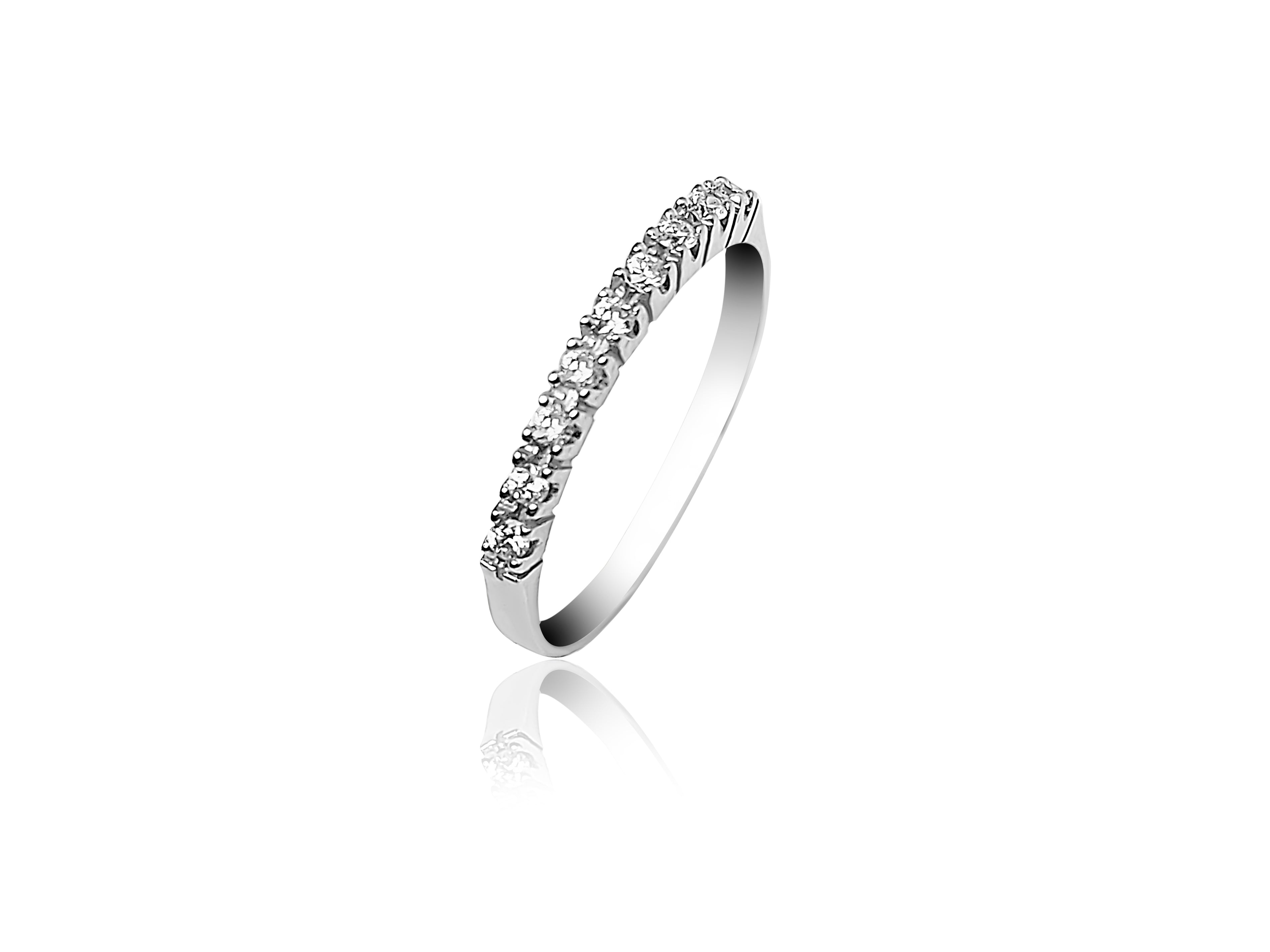 Half Eternity Wedding Ring with nine Round cut Diamonds