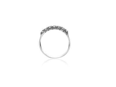 Wedding Ring with Seven Brilliant Round cut Diamonds