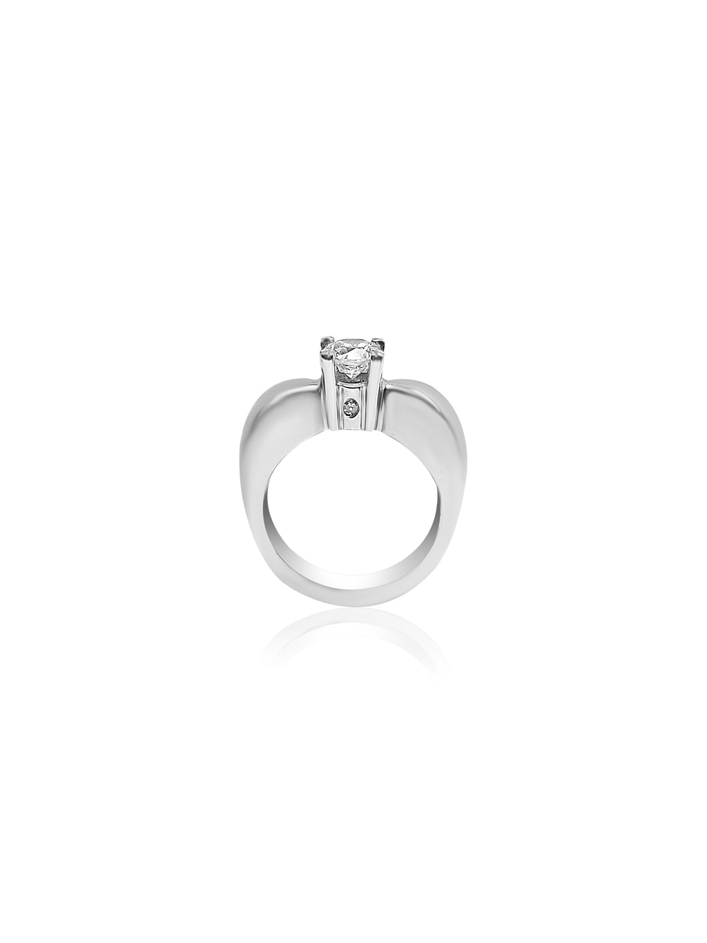 Platinum Engagement Ring with 0.70ct Round cut Diamond