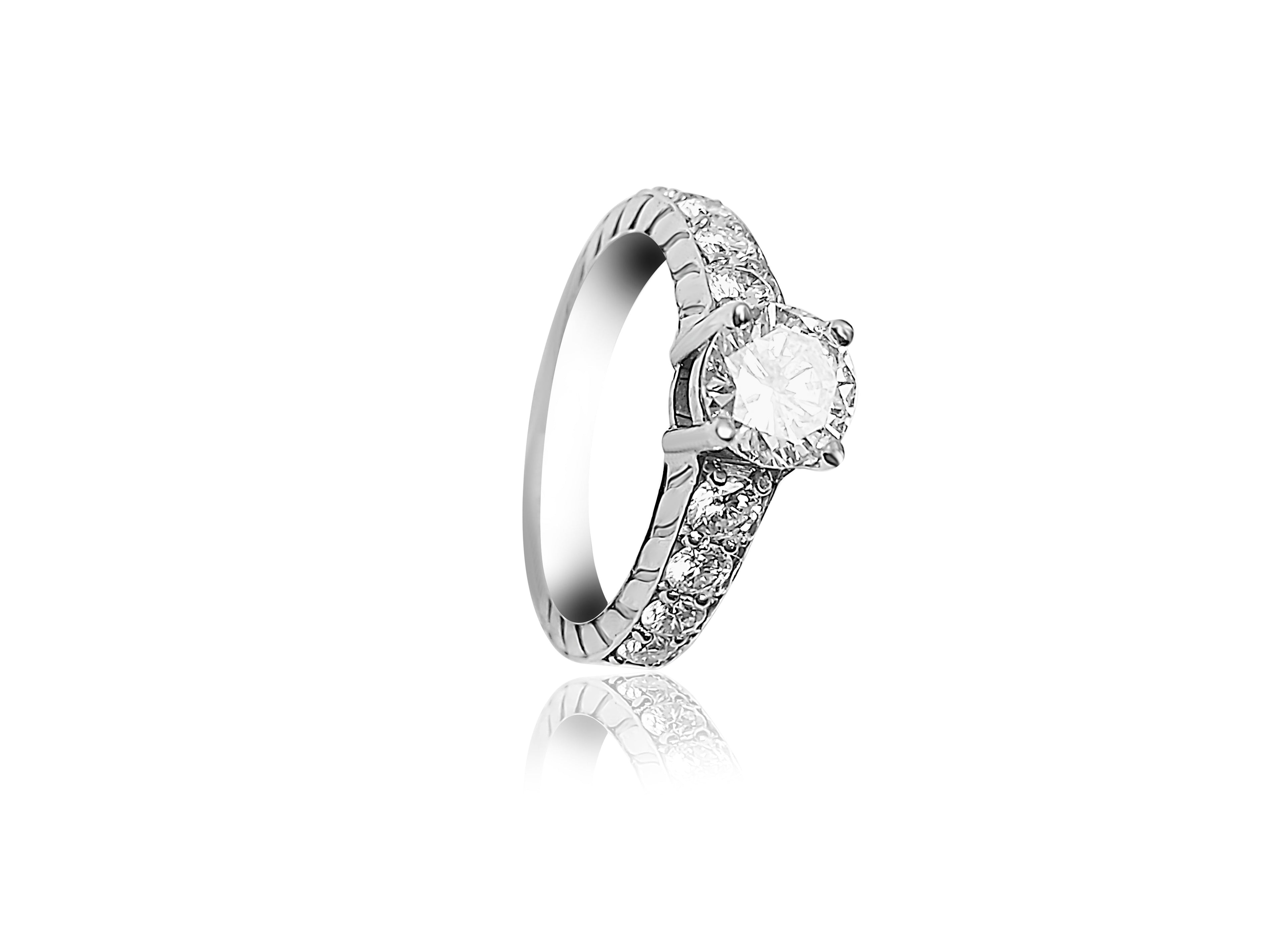 Bague de fiançailles pavée de diamants 1,90 ct