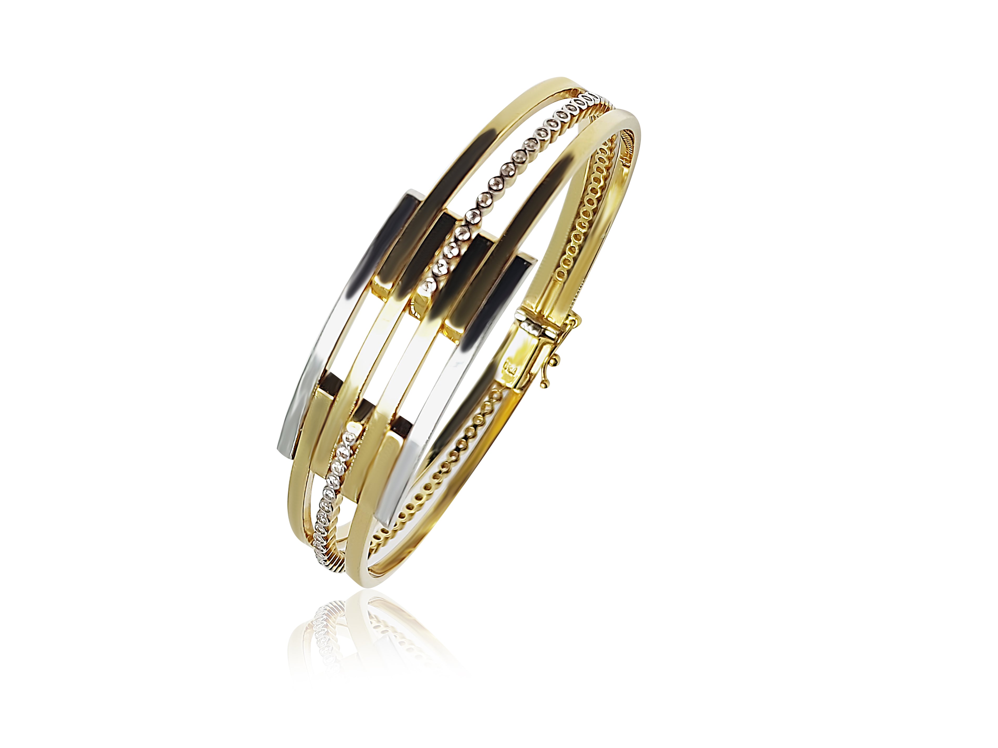 18k Gold 2 tone, Cubic stones, 14.5 gram, 15.3mm width front, 10.3mm width sides, 6.4mm width back