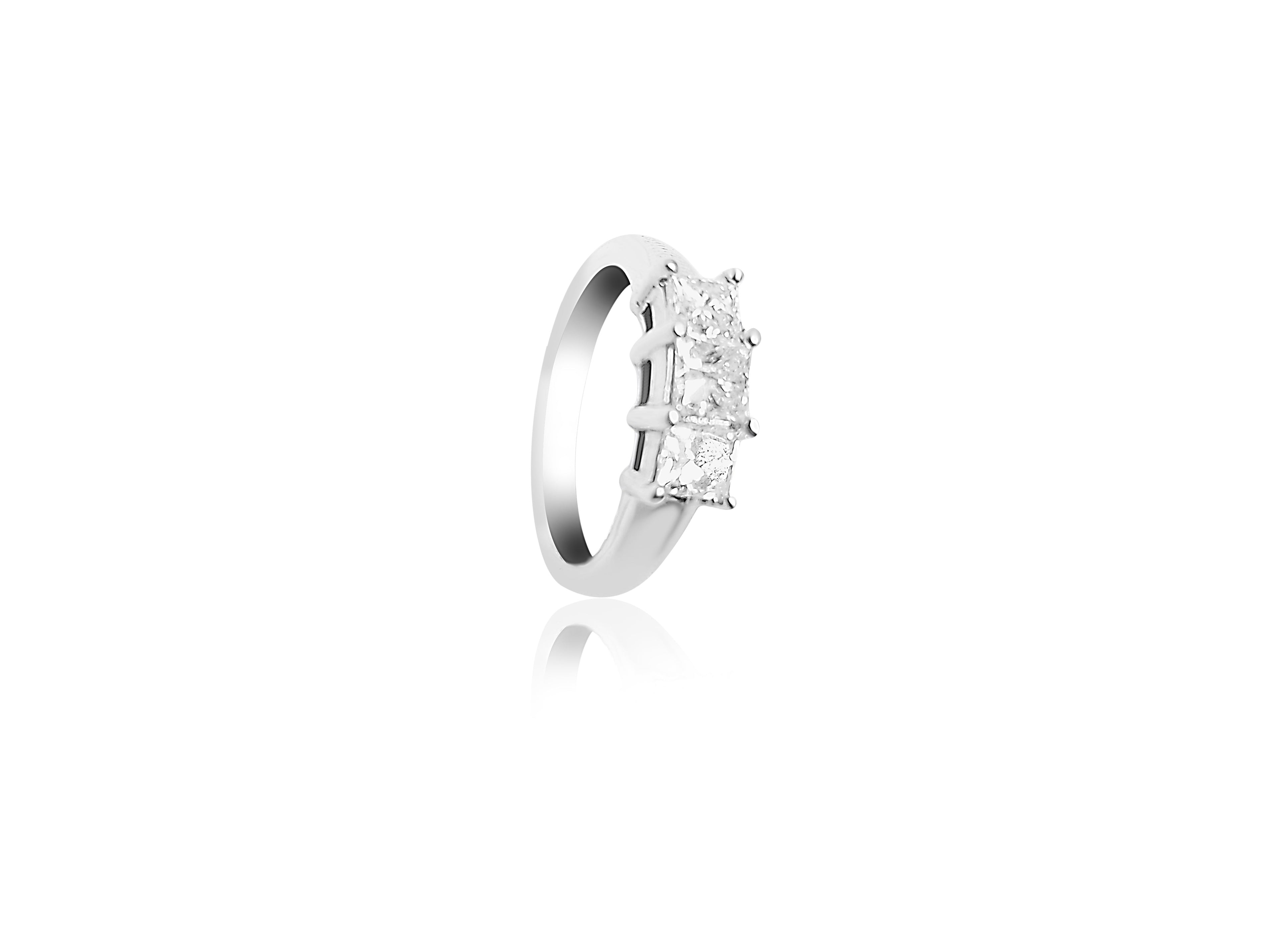 Bague de fiançailles trilogie en or blanc 18 carats