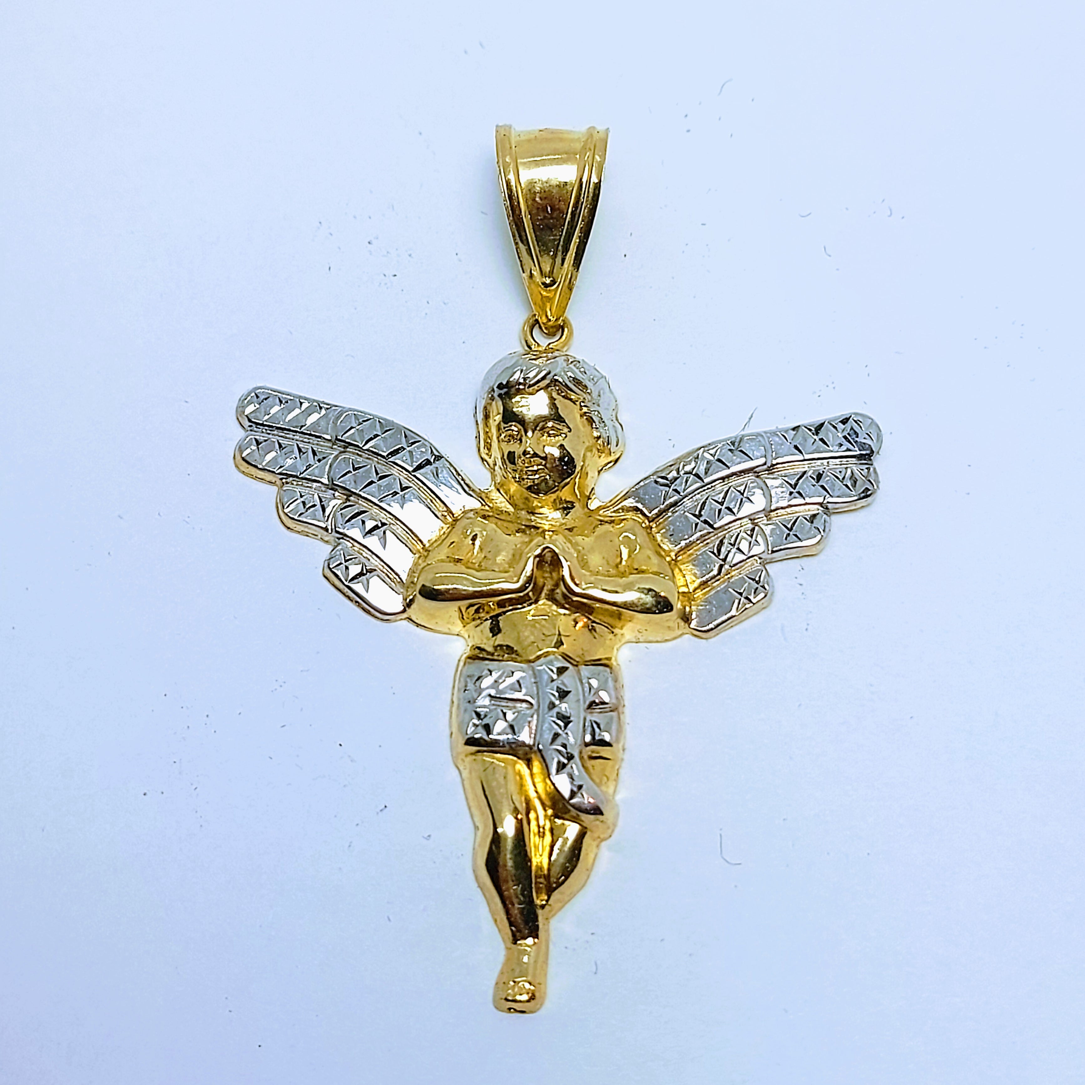 Pendentif ange en or