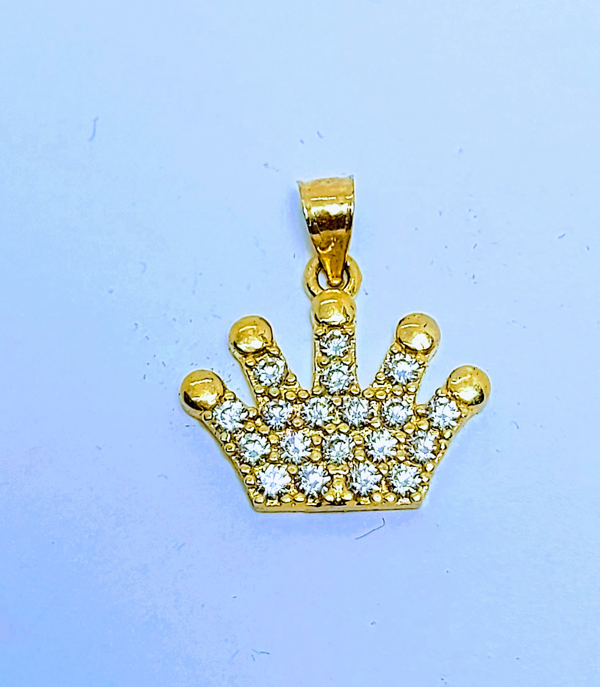 Pendentif couronne de roi en or avec oxyde de zirconium
