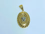 Pendentif en or à tête de Méduse Versace de forme ovale