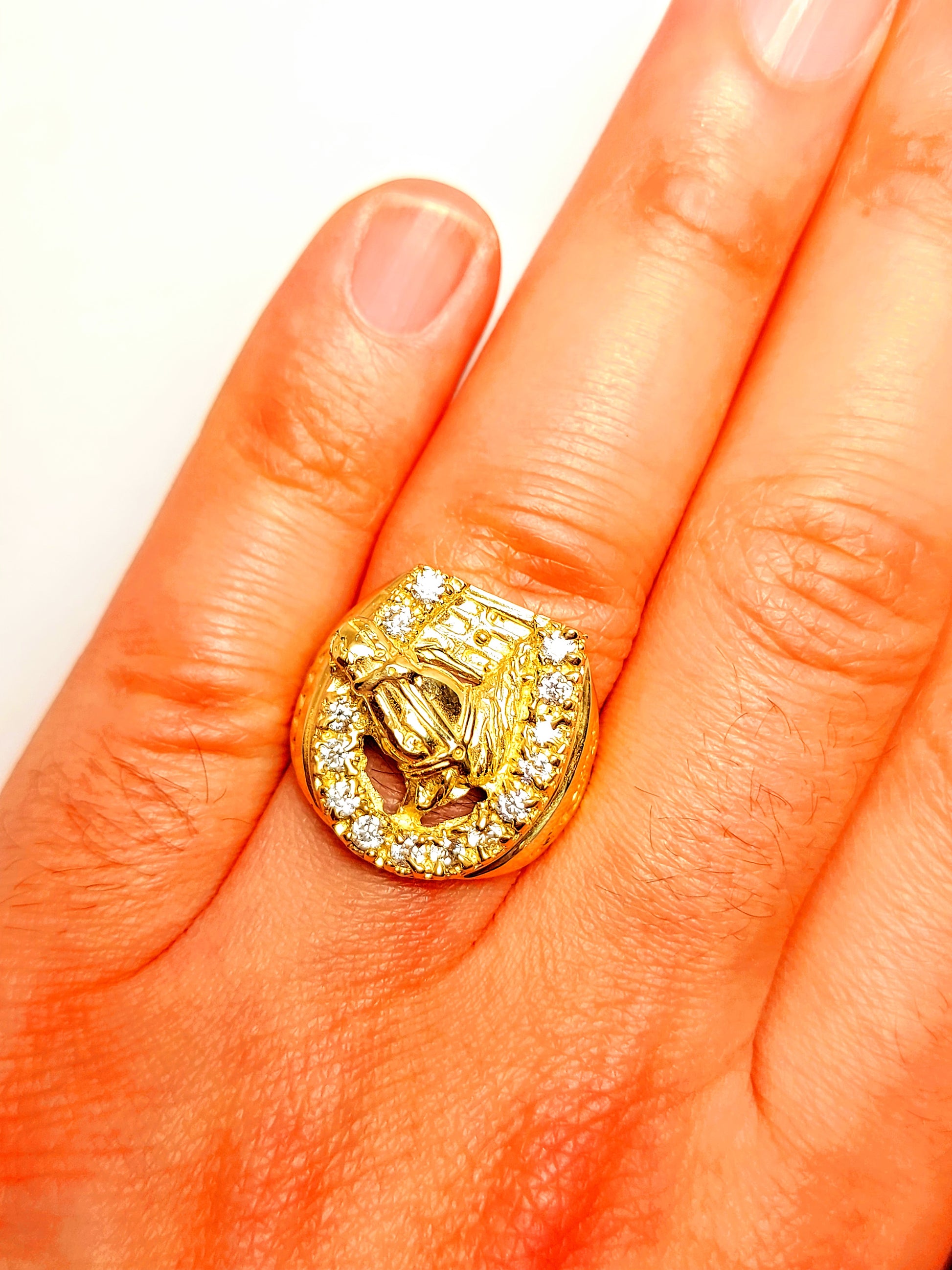 Gold horse ring for men