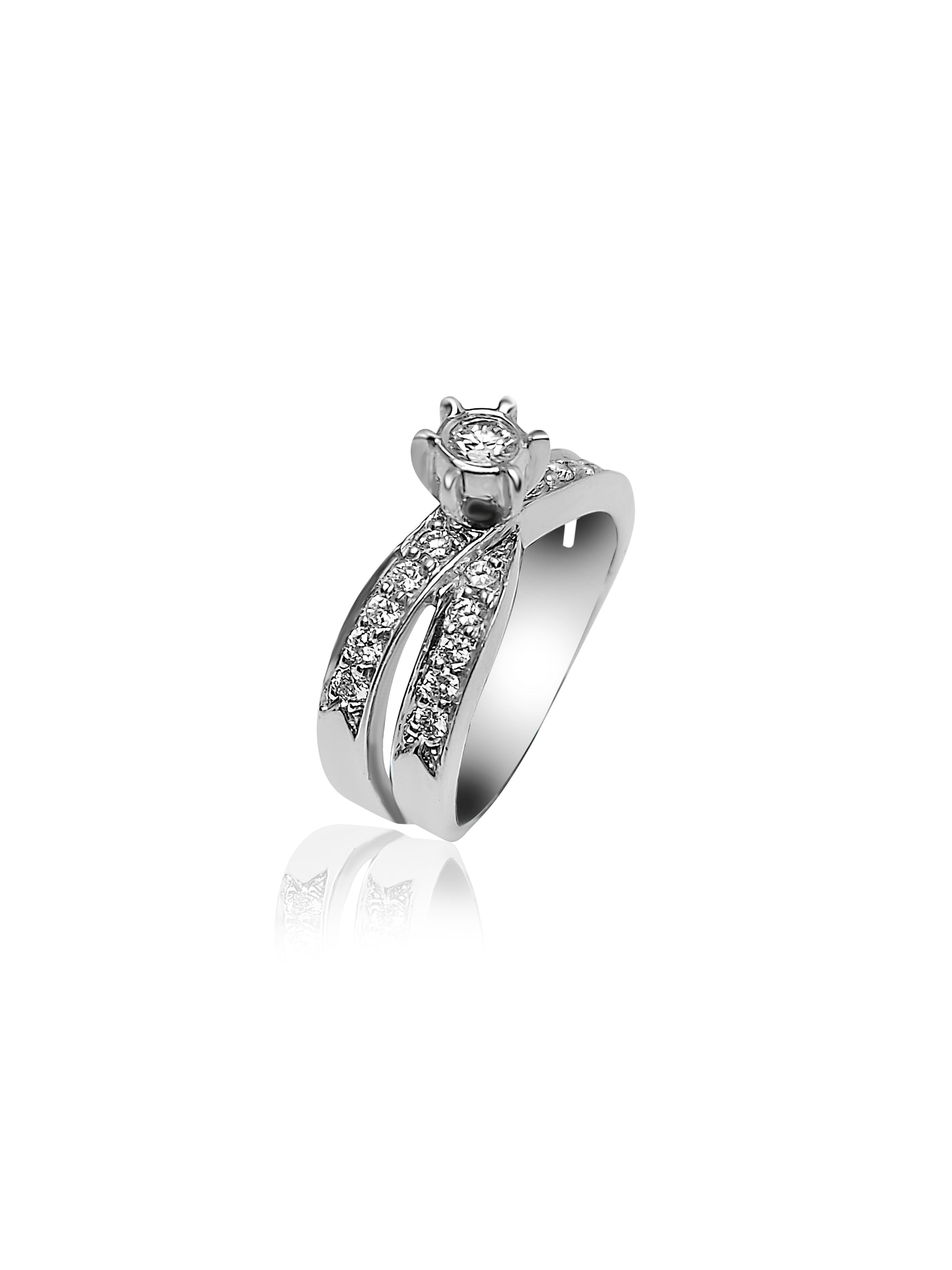 Platinum, Engagement Ring, 0.10ct diamond center, 0.20ct side diamonds, heavy and dense