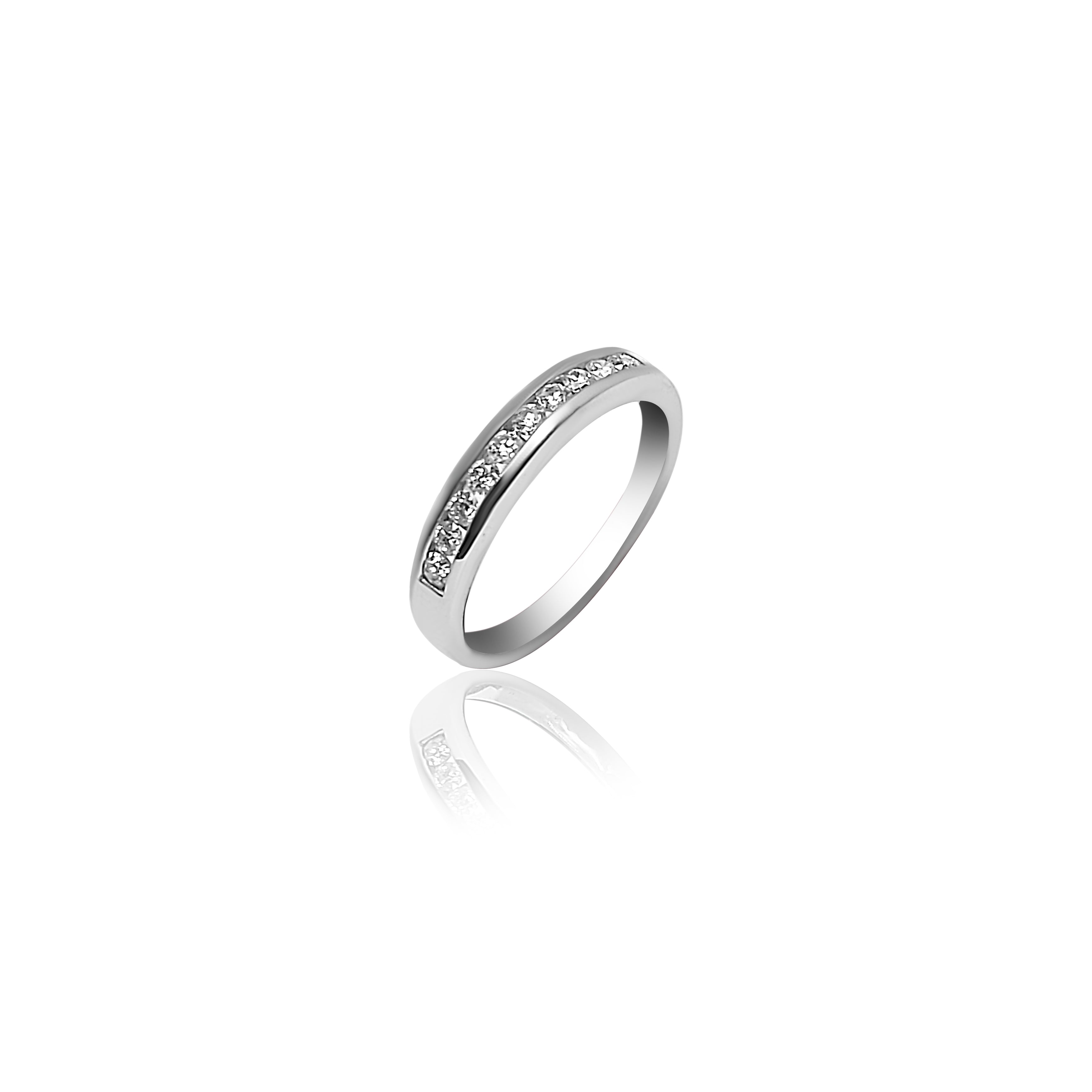 Pavé Wedding Ring with 12 Round cut Protected Diamonds
